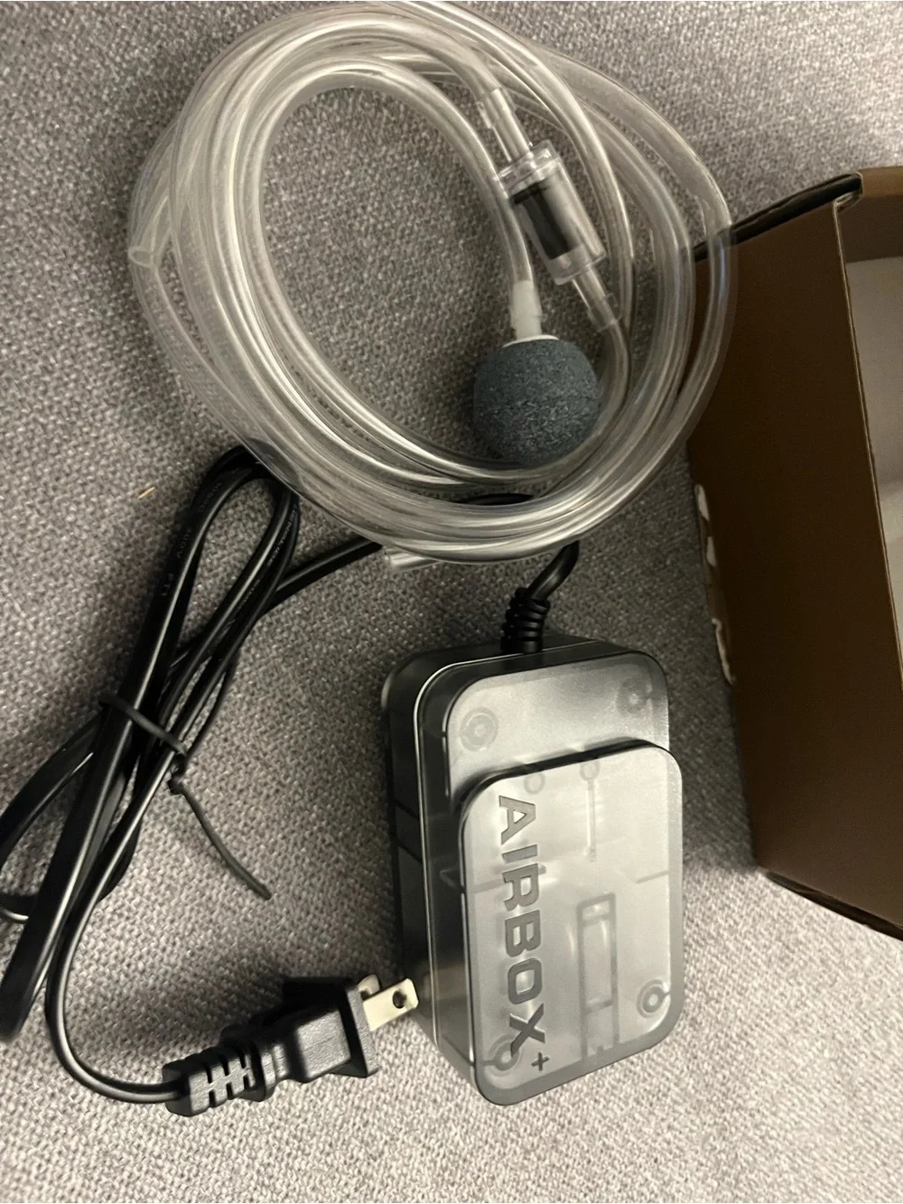 AirBox+ Air Pump (White) - Quiet 1.0W Aquarium Pump